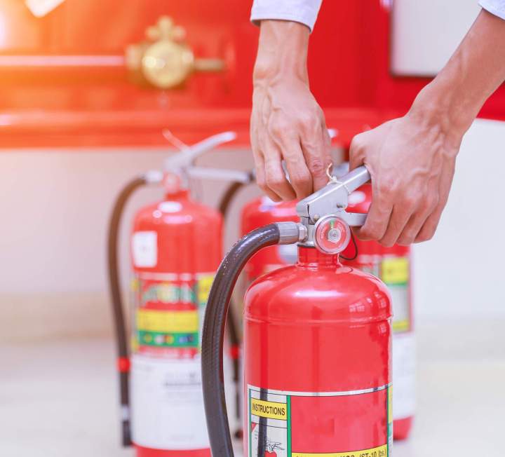 Vérification et entretien d’extincteurs
